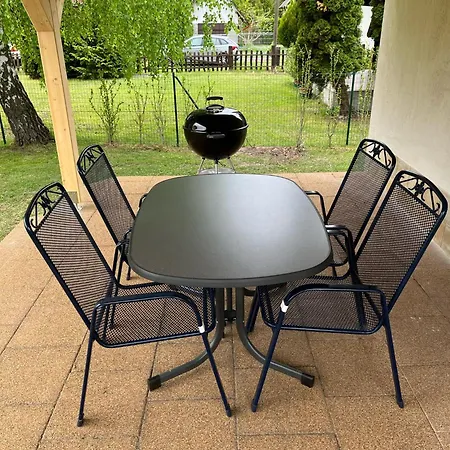 Sophie-haus, Sophie-haz بيت للعطل Balatonmáriafürdő